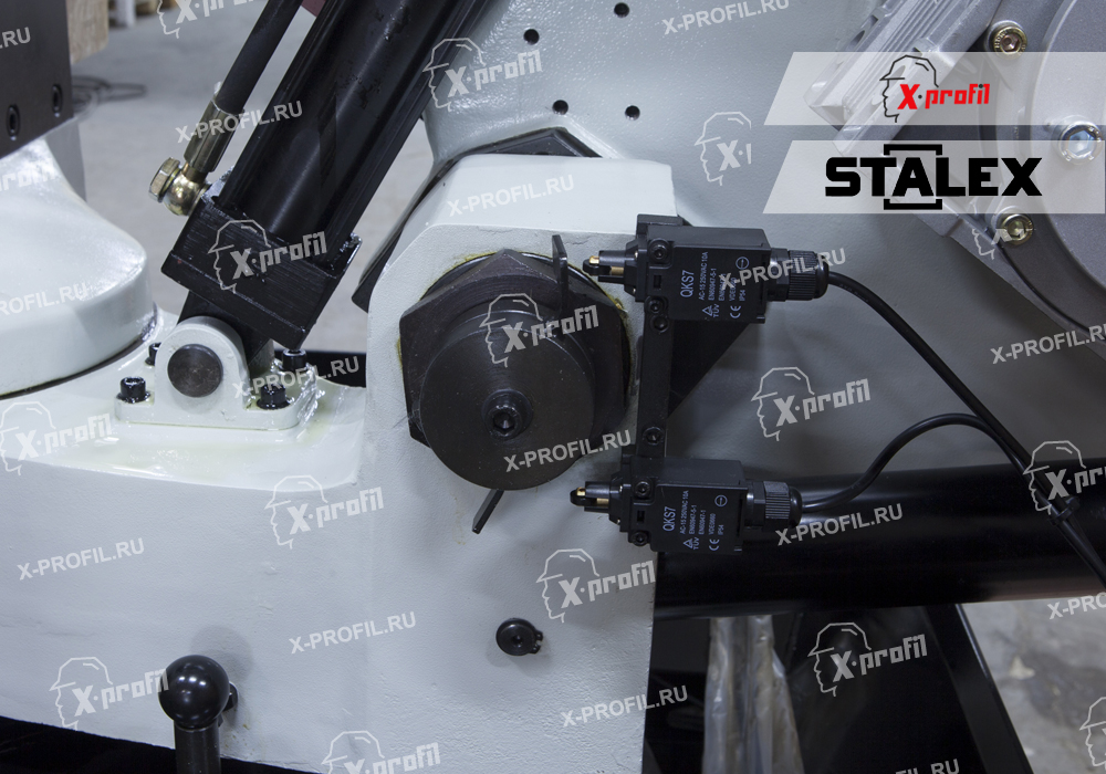 Фотография Ленточнопильный полуавтоматический станок Stalex BS-460G